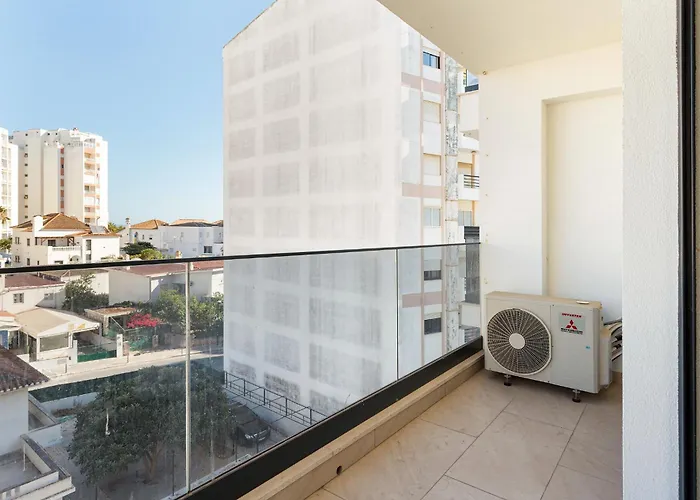 Bright 2br In Da Rocha - 5 Minutes To
